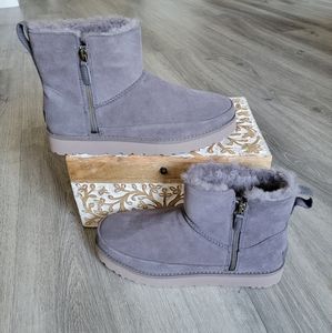 UGG Classic Zip Mini Suede Boot